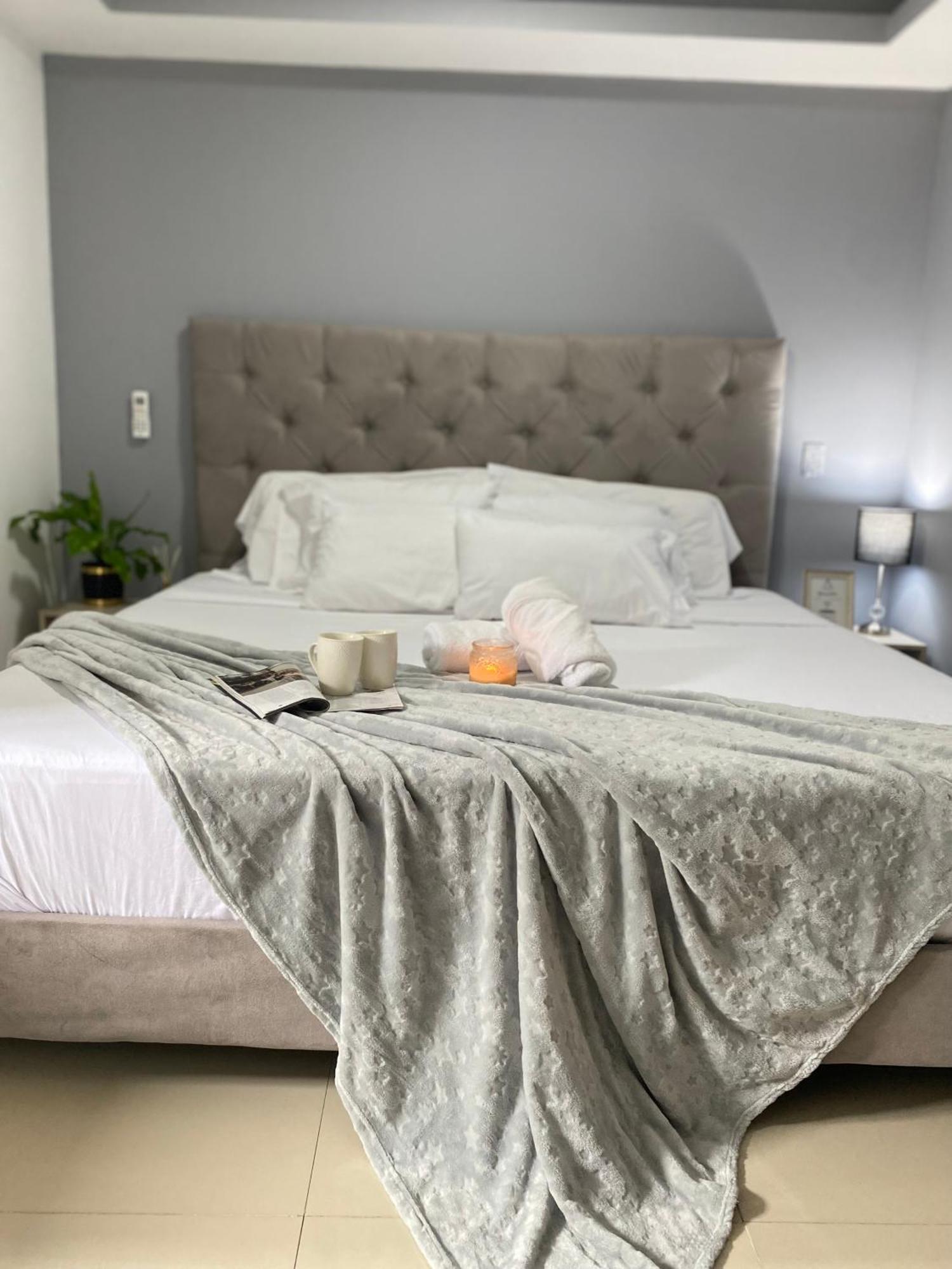 110 Loft Aparthotel Кали Екстериор снимка